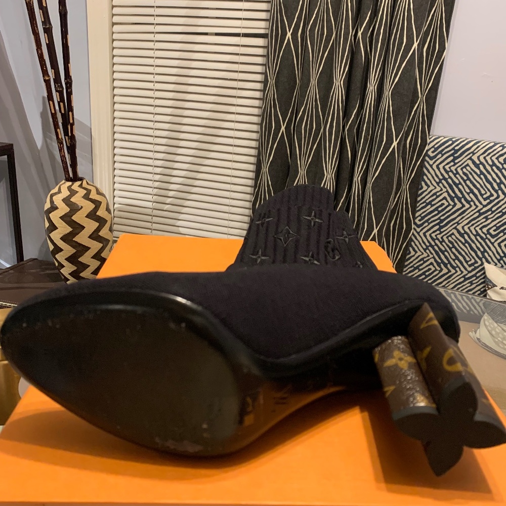 Louis Vuitton: SILHOUETTE ANKLE BOOT
